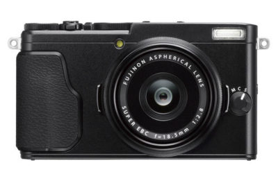 Fujifilm X70 Compact System Camera with 18.5mm Lens